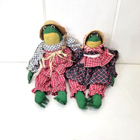 Vintage Other - Mr. and Mrs. Frog Folk Dolls Handmade Vintage
